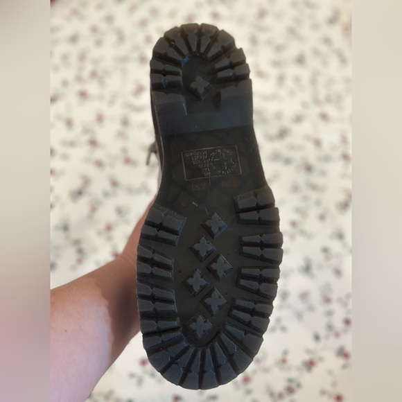 Silver Jadon Max Platform Boots Size 9L (Original Laces) - Picture 3 of 4